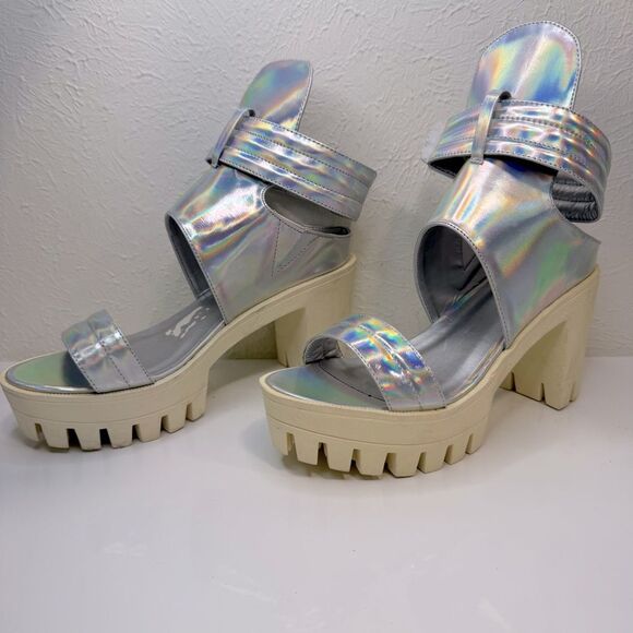 Jennifer Chou Baker Iridescent Silver Platform Heels Size 7